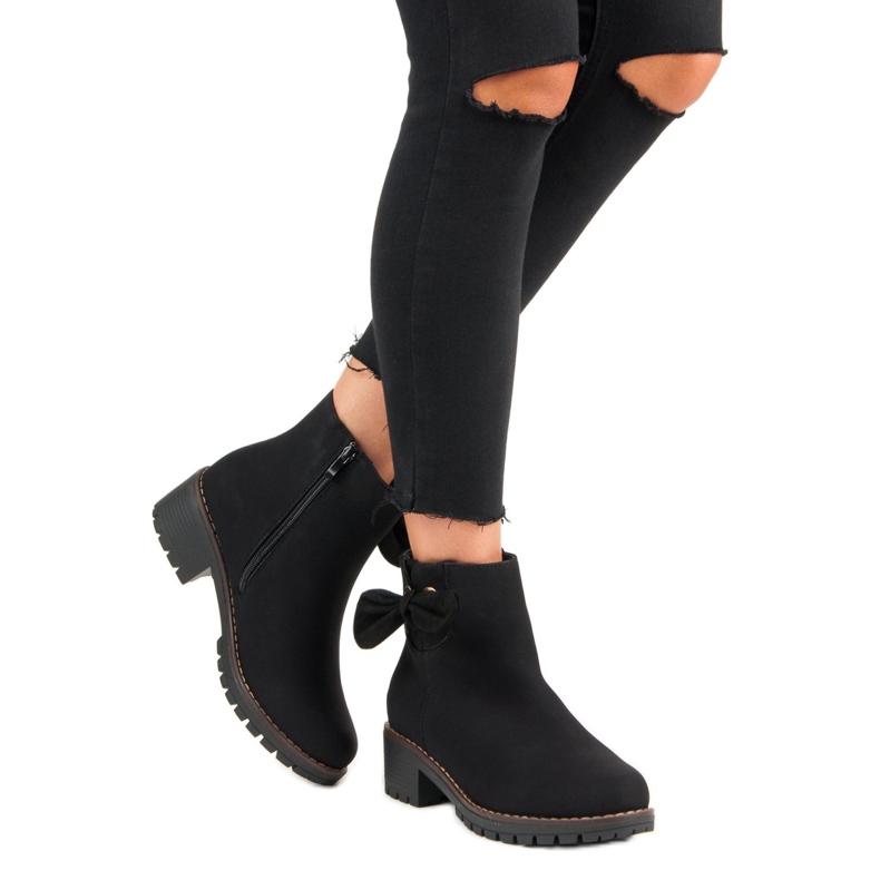 Cizme negre cu toc înalt negru 2 Cizme negre cu toc înalt negru 2