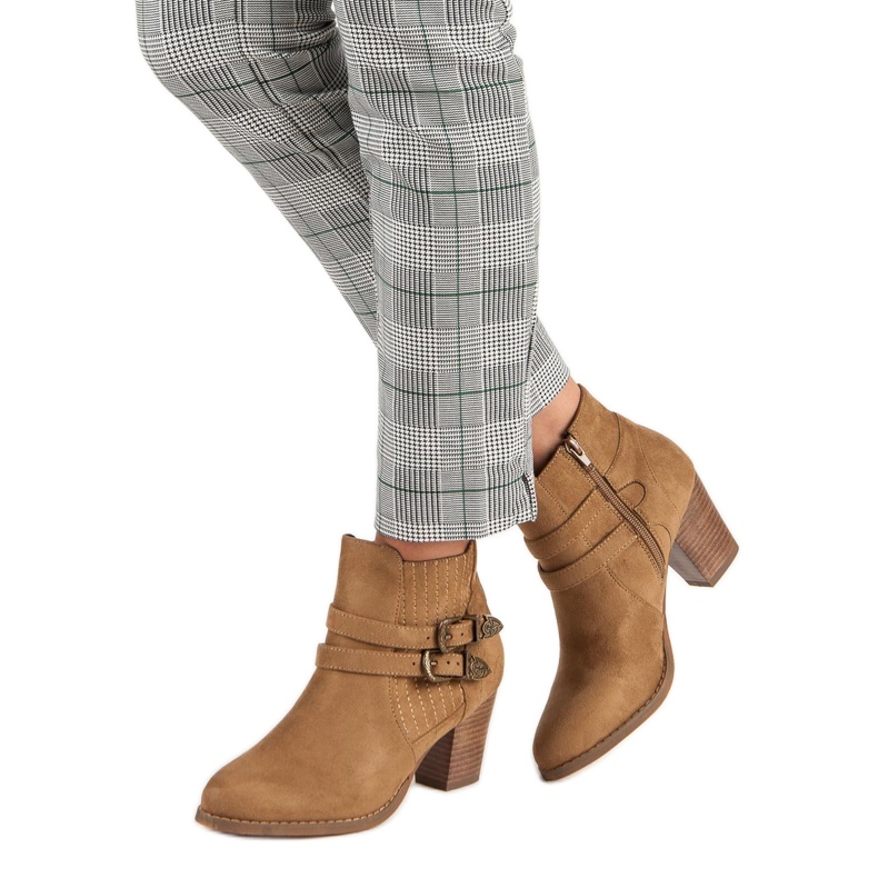 Corina Botine din piele de căprioară pe stâlp maro 1