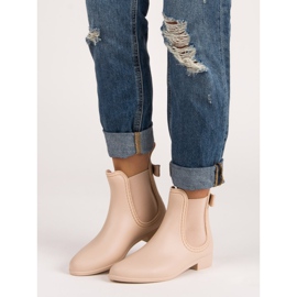 Vices Vicii ale femeilor galoșuri maro 1