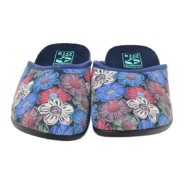 Papuci 3D Adanex colorate cu flori multicolor 4