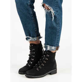 VINCEZA a legat muncitori negru 2 VINCEZA a legat muncitori negru 2