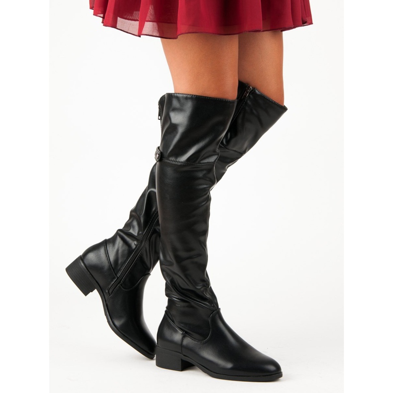 Cizme negre cu coadă înaltă, cu fermoar negru 2 Cizme negre cu coadă înaltă, cu fermoar negru 2