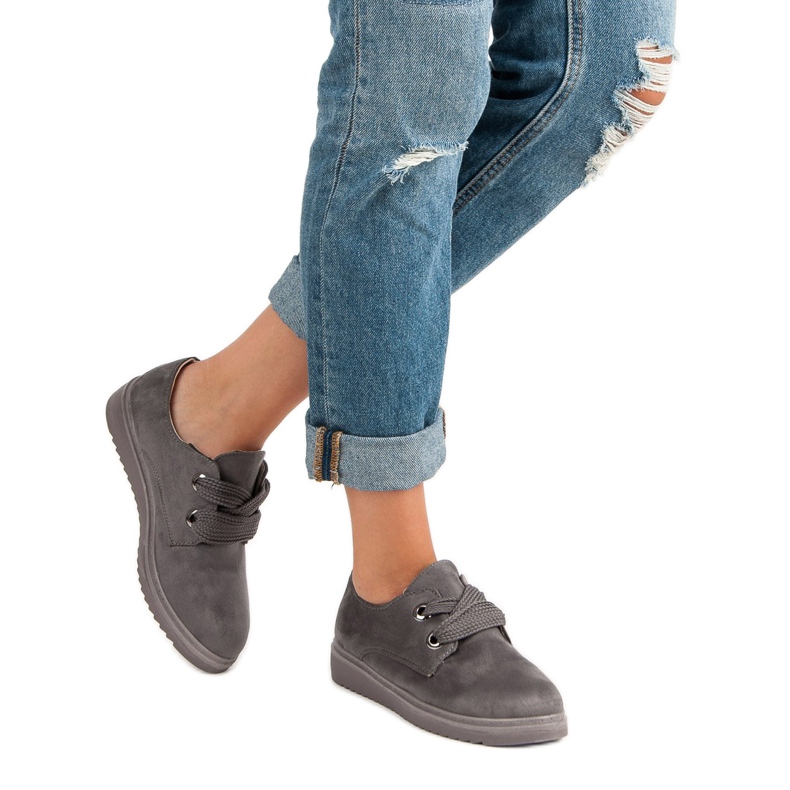 Adidași din piele de căprioară gri 2