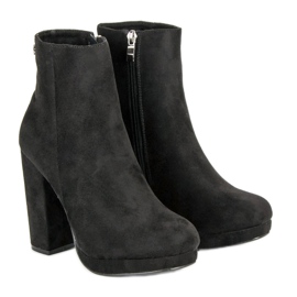 Small Swan Cizme clasice pe post negru 1 Small Swan Cizme clasice pe post negru 1