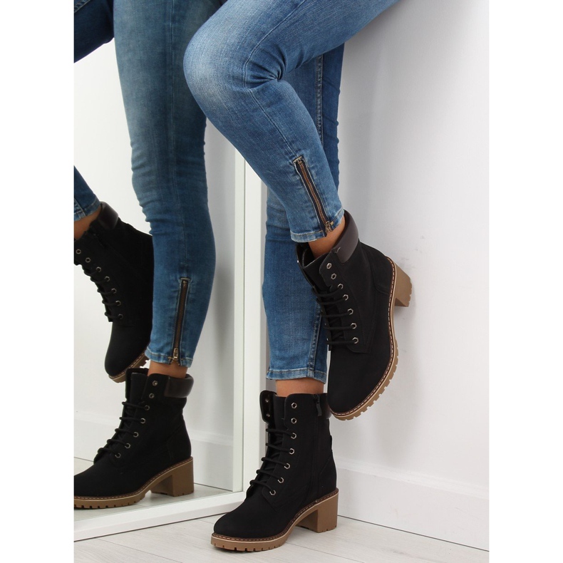 Cizme din lemn cu toc negru 7-9028 2 Cizme din lemn cu toc negru 7-9028 2