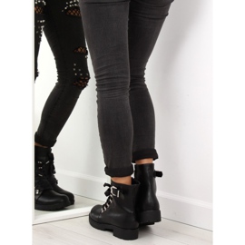 Cizme negre și o panglică neagră FC-H125 Negru 1 Cizme negre și o panglică neagră FC-H125 Negru 1