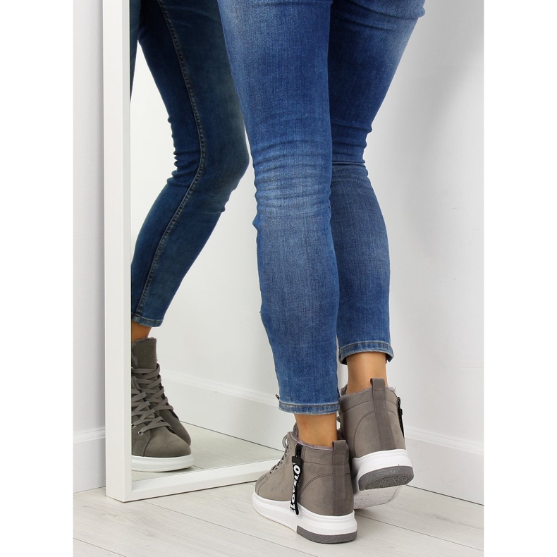 Adidași cu izolație gri 2018-67 gri 2 Adidași cu izolație gri 2018-67 gri 2