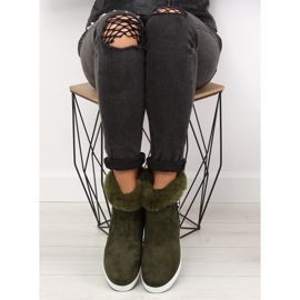 Adidași pentru glezna izolat verde NB252P Verde armată 1