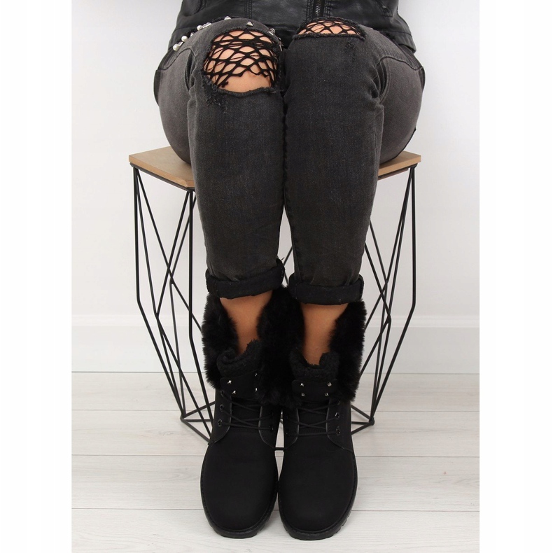 Cizme negre din lemn izolate BL137P Negru 2