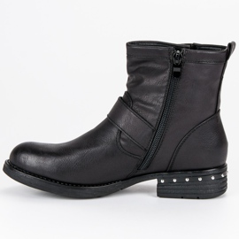 Muncitori negri negru 2