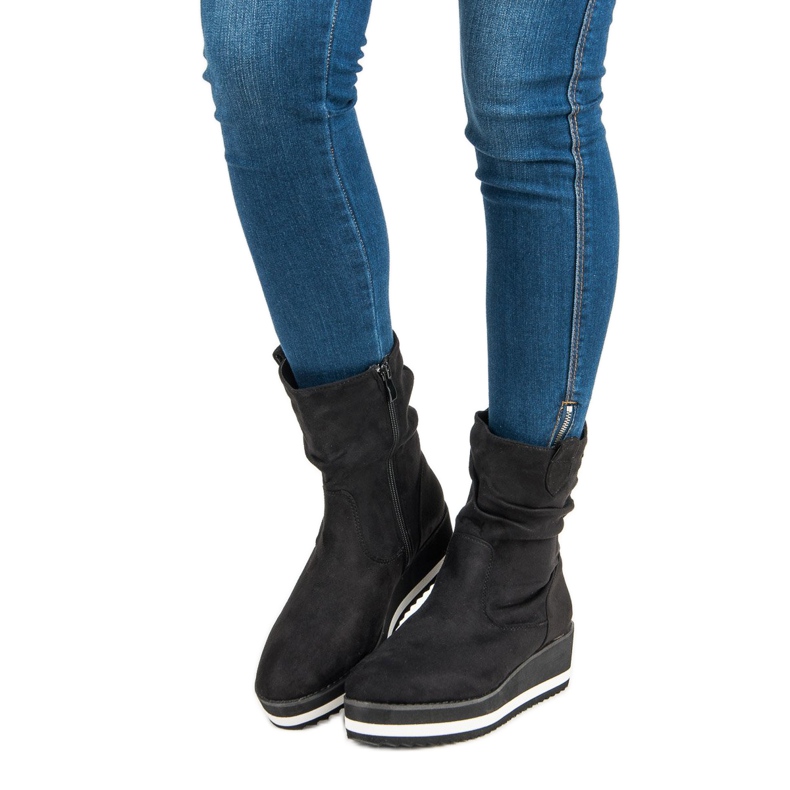 Primavera Cizme negre cu pană negru 1 Primavera Cizme negre cu pană negru 1