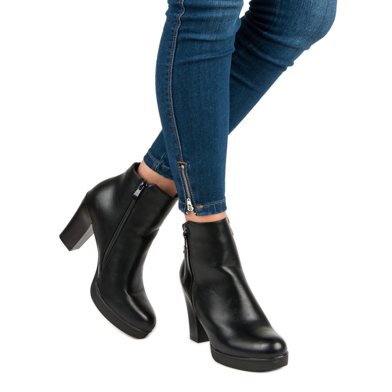 Ghete clasice pe post vinceza negru 2