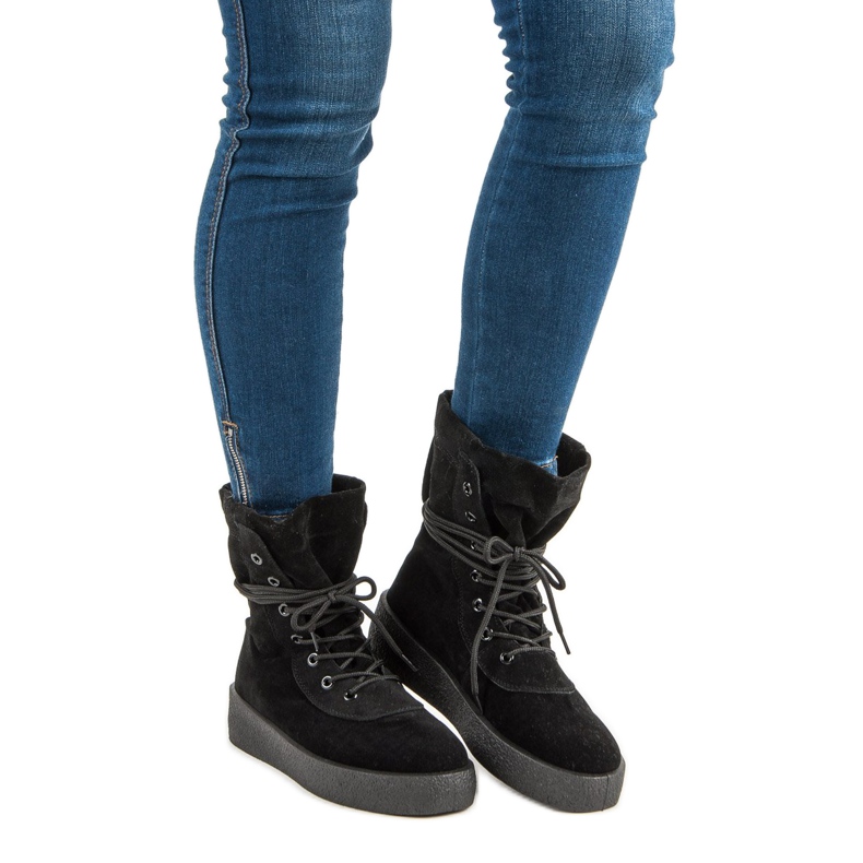 Ghete cu dantelă negru 1 Ghete cu dantelă negru 1