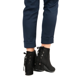 Cizme de damă cu legătură negru 1