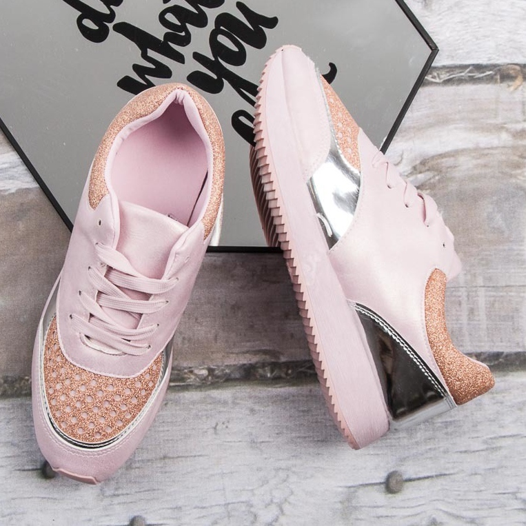 Adidași la modă roz 2