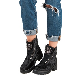 Kylie Cizme din Velur la modă negru 1