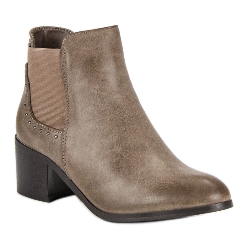 Ghete pe un post maro 1