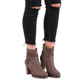 Super Mode Cizme elegante pe post maro 1