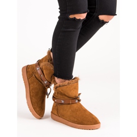 Mukluki decorat maro 2