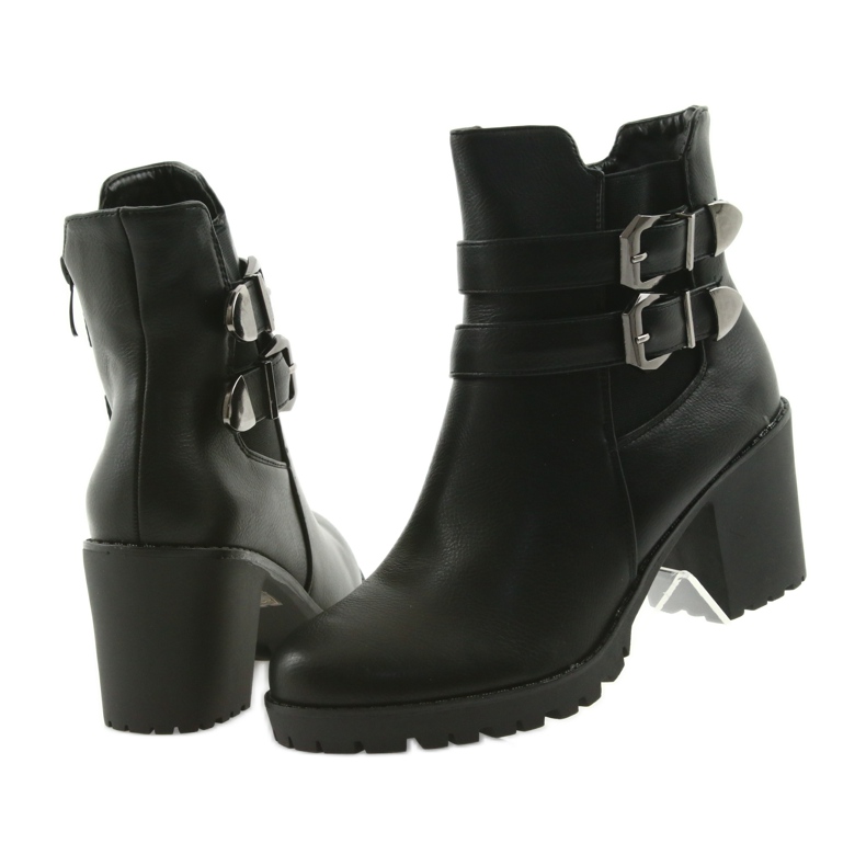 Ghete din lemn cu catarame Filippo 517 negru 5 Ghete din lemn cu catarame Filippo 517 negru 5