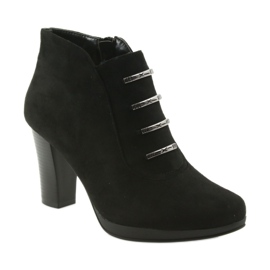 M.Daszyński Cizme din piele de căprioară Daszyński pe stâlp negru 1 M.Daszyński Cizme din piele de căprioară Daszyński pe stâlp negru 1