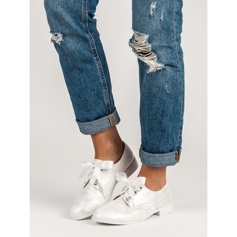 Juliet Brogi legați alb gri 1