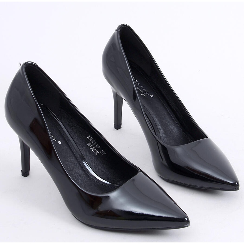 Pompe pe un pin negru LE011P-ST negru 1