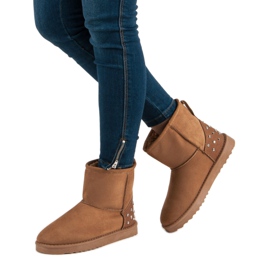 Camila Mukluki cu jeturi maro 2