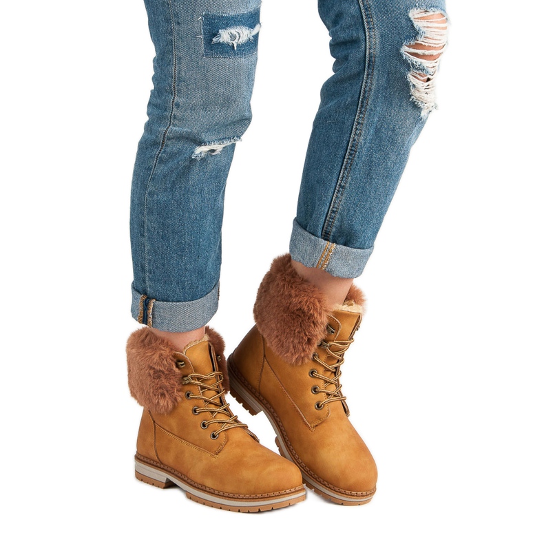 SDS Căprioare de cămile cu blană maro 1 SDS Căprioare de cămile cu blană maro 1