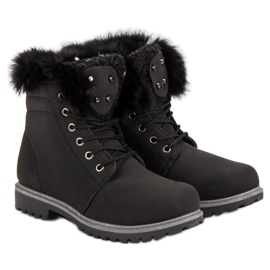 Queentina Capcani negri cu blană negru 1 Queentina Capcani negri cu blană negru 1