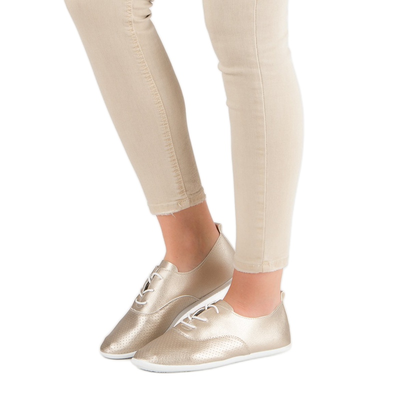 Adidași cu noduri aurii de aur 1