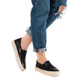 Adidași negri la modă negru 2