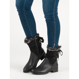 SDS Ghete negre cu arc negru 1