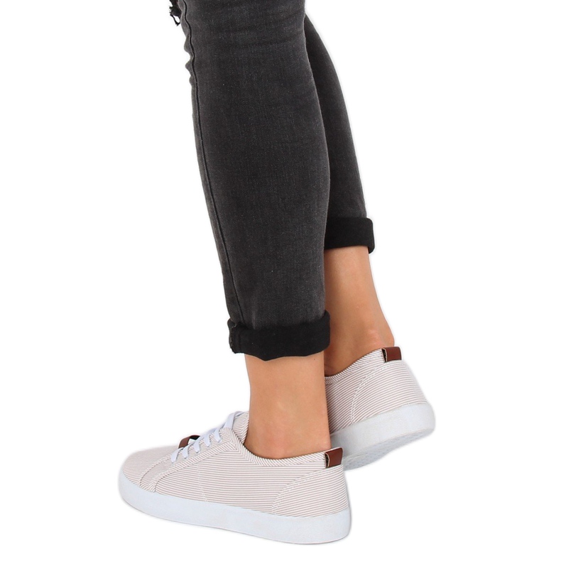 Adidași cu dungi bej JX70P Bej 2