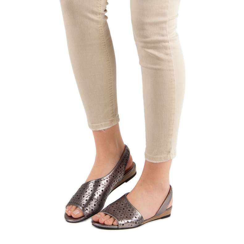 Sandale ajurate VINCEZA gri 2