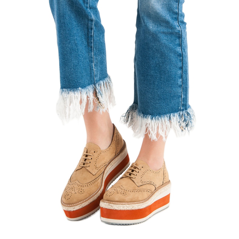 Corina Pantofi cu pană la modă maro 1