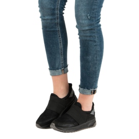 Ideal Shoes Adidași alunecați confortabili negru 2