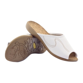 Pantofi de damă Befado pu 254D058 alb 4