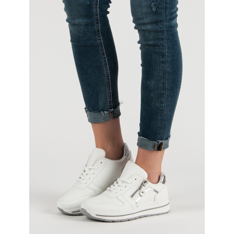 Pantofi sport albi 1 Pantofi sport albi 1