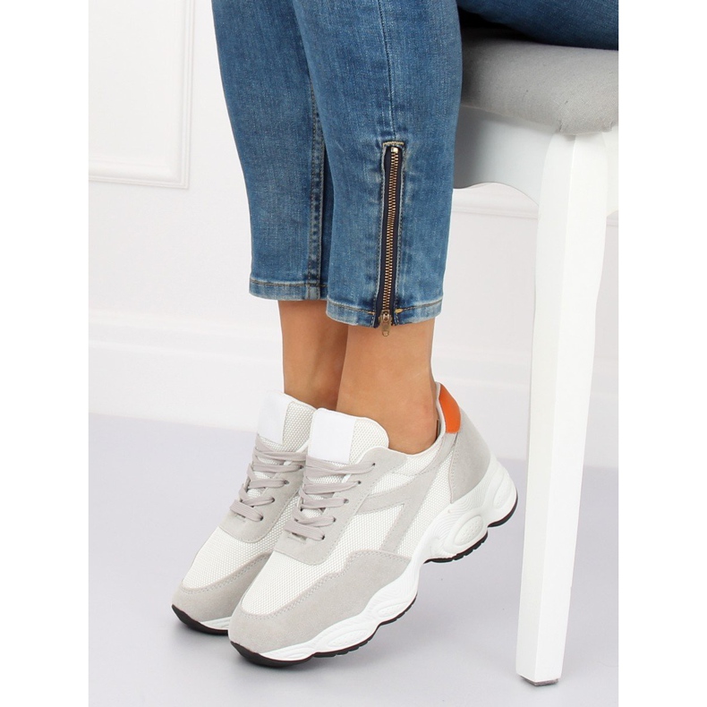 Alb E-102 Pantofi sport albi 2