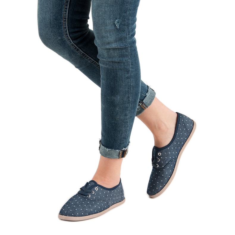 Adidași cu buline albastru 1