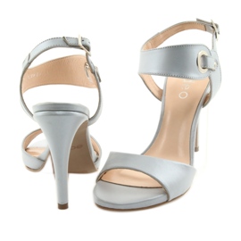 Sandale din piele pe un știft Edeo 3208 gri 4 Sandale din piele pe un știft Edeo 3208 gri 4