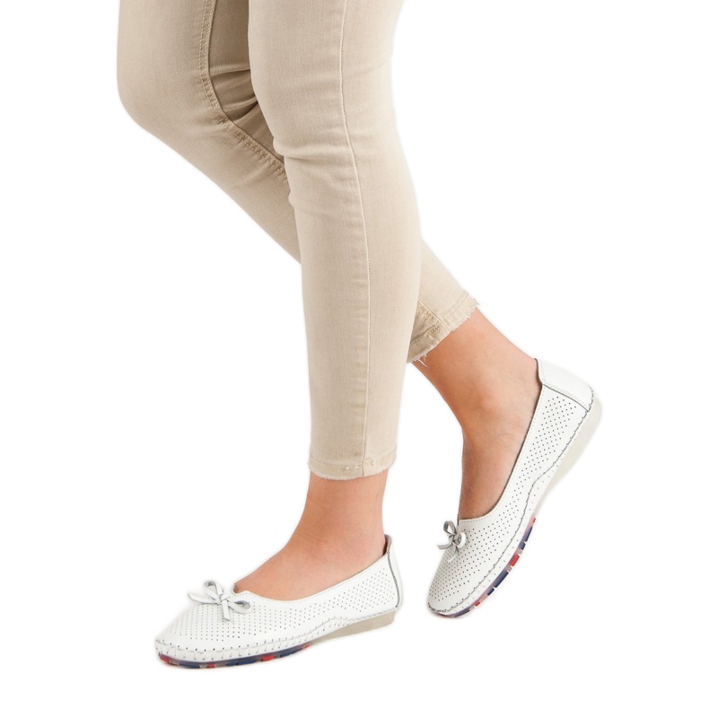 Balerine din piele ajurată VINCEZA alb 2