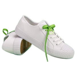 Yes Mile Adidași albi la modă 1 Yes Mile Adidași albi la modă 1