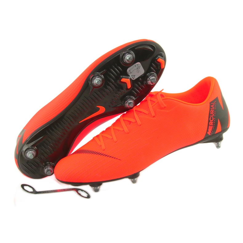 Pantofi de fotbal Nike Mercurial Vapor 12 Academy SG Pro M AH7376-810 portocale 4