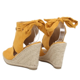 Espadrile galbene pe pene galben LM-023 Galben 1 Espadrile galbene pe pene galben LM-023 Galben 1