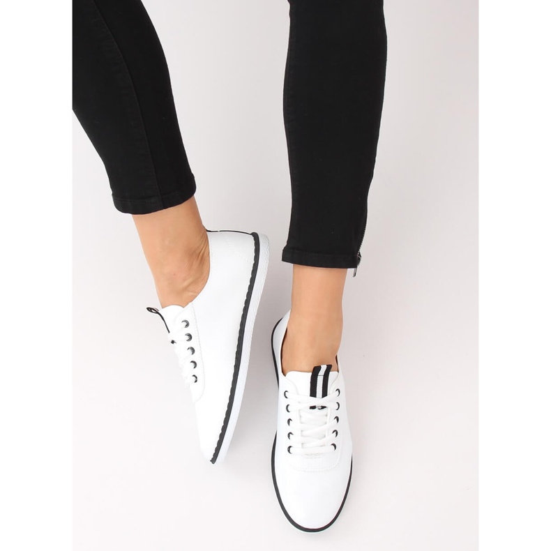 Adidași de damă alb-negru XJ-2918 Negru 1