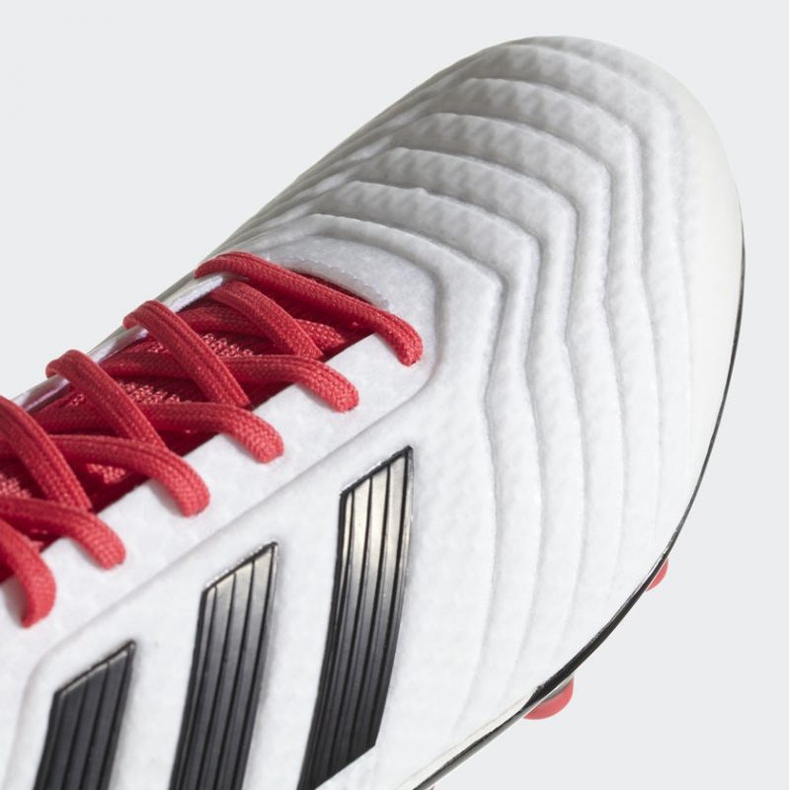 Ghete de fotbal Adidas Predator 18.3 Ag M CP9307 alb alb 1