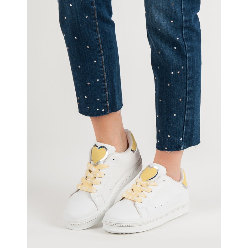 Încălțăminte sport cu șiret alb 2 Încălțăminte sport cu șiret alb 2