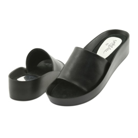 Papuci cu profil negru Filippo 768 4